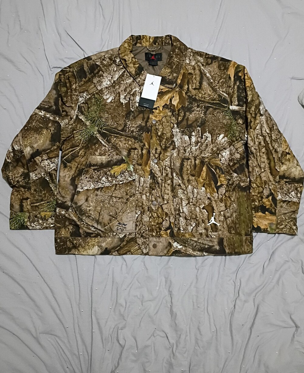 Jordan Men's Realtree Camo Jacket in Brown and Green